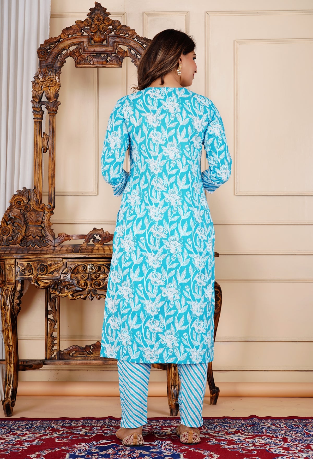 Floral Print 3/4 Sleeve Blue Color Pure Cotton Kurti