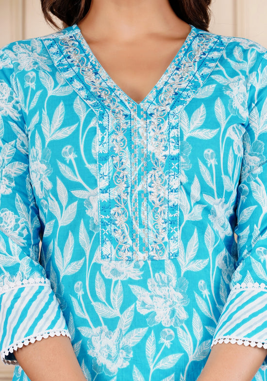 Floral Print 3/4 Sleeve Blue Color Pure Cotton Kurti