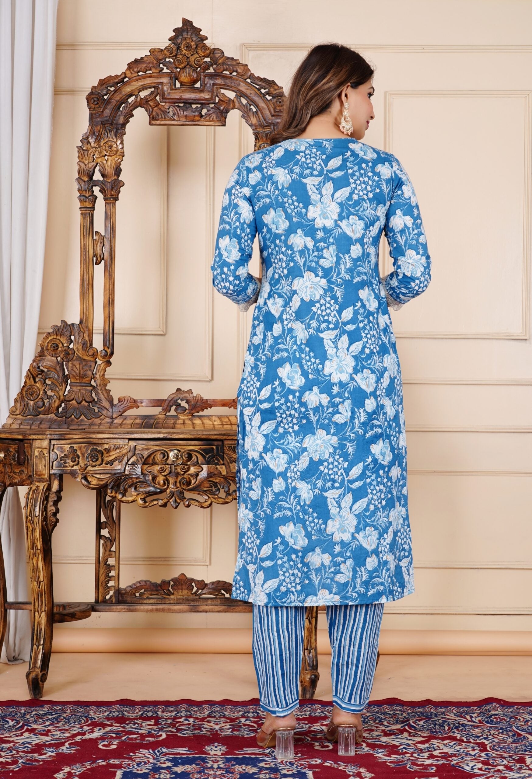 Floral Print 3/4 Sleeve Blue Color Pure Cotton Kurti (KurtiSet)